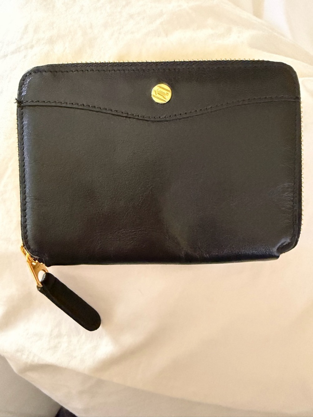 Goldpfeil Black Zip-Around Leather Wallet with Gold Accent